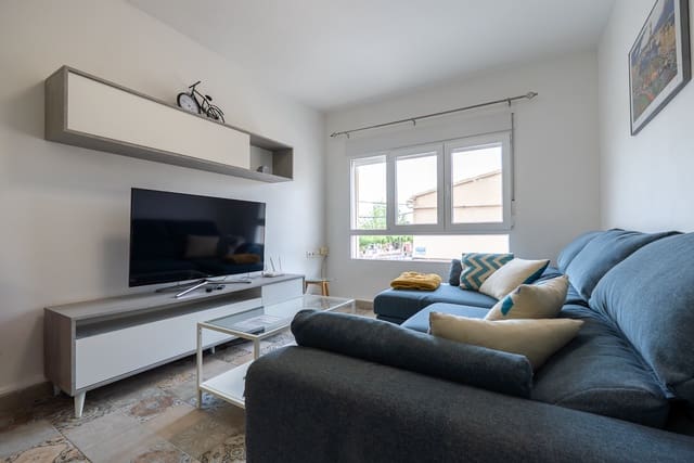 3 quarto Apartamento para venda em Pinoso com piscina - 90 000 € (Ref: 5779881)