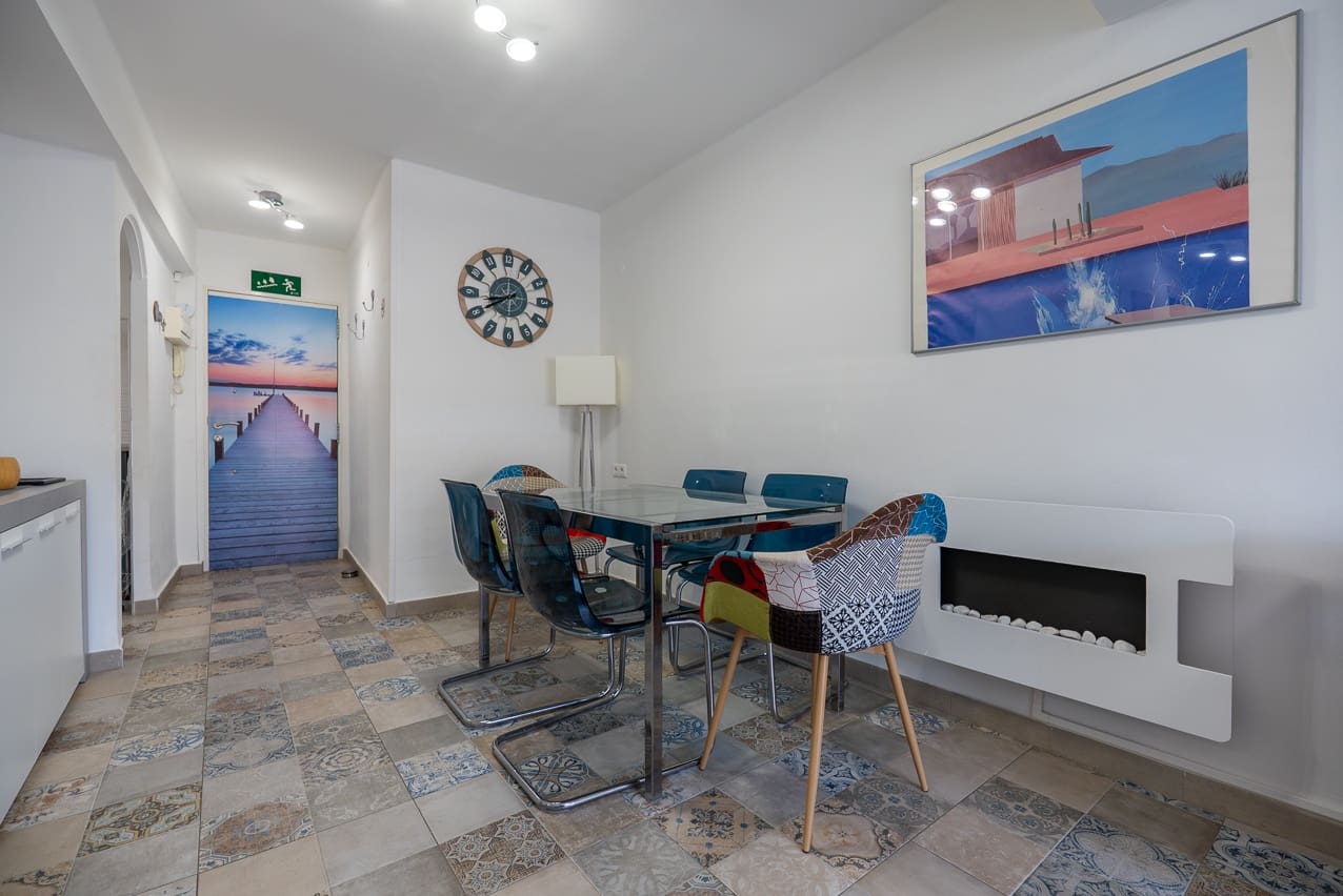 3 soveværelse Lejlighed til salg i Pinoso med swimmingpool - € 90.000 (Ref: 5779881)