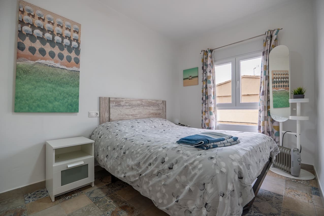 3 soveværelse Lejlighed til salg i Pinoso med swimmingpool - € 90.000 (Ref: 5779881)