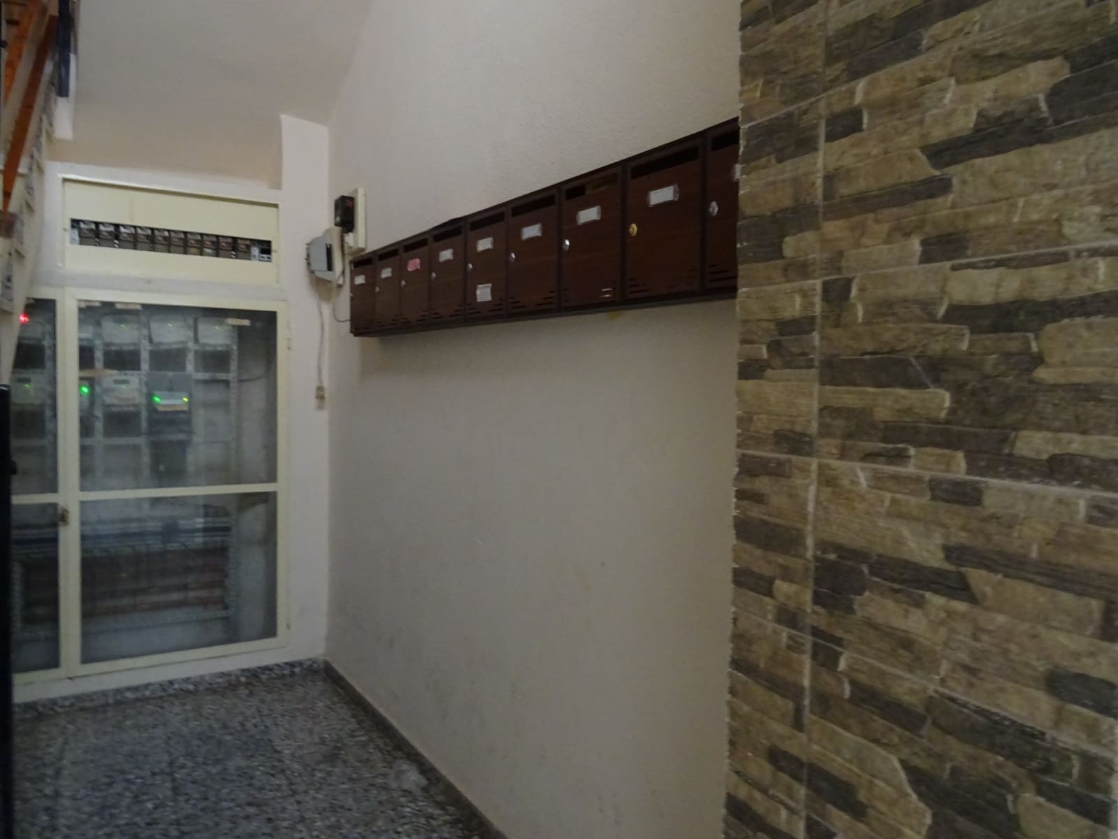 3 soveværelse Lejlighed til salg i Pinoso med swimmingpool - € 90.000 (Ref: 5779881)