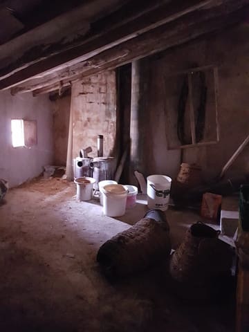 3 soverom Finca/Herregård til salgs i Pinoso med svømmebasseng - € 71 000 (Ref: 5907252)