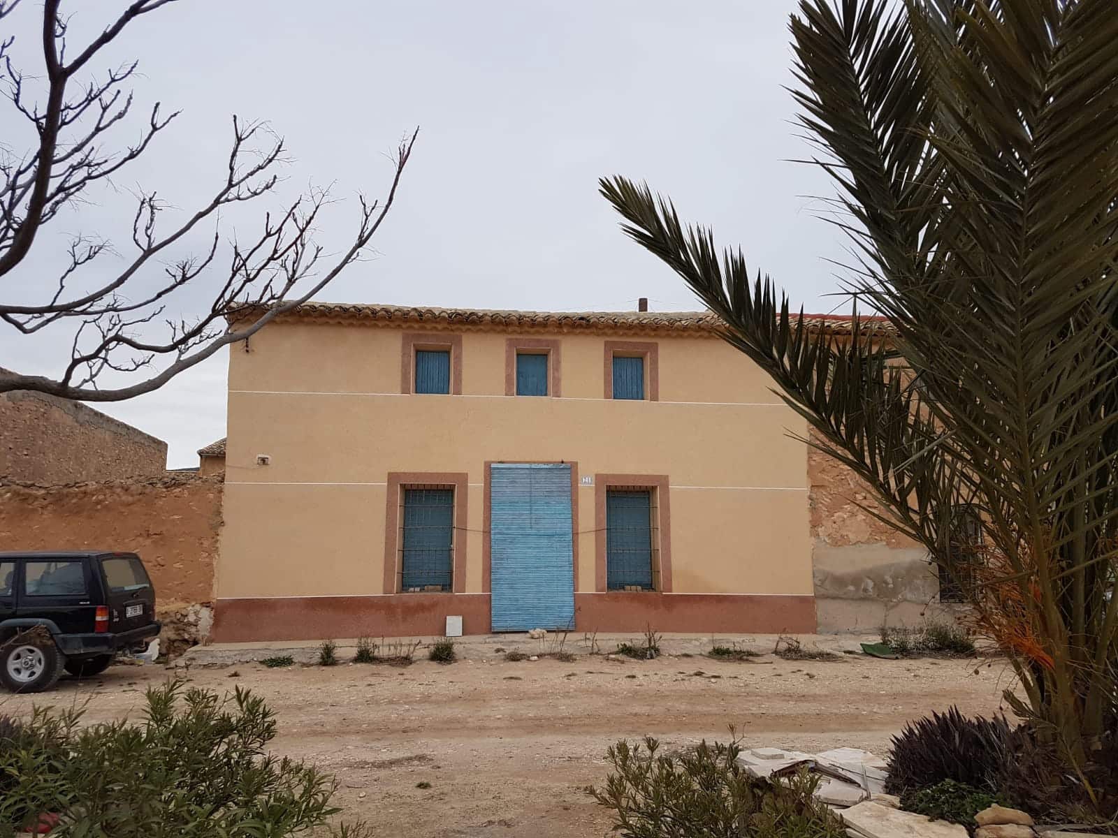 3 bedroom Finca/Country House for sale in Pinoso with pool - € 71,000 (Ref: 5907252)