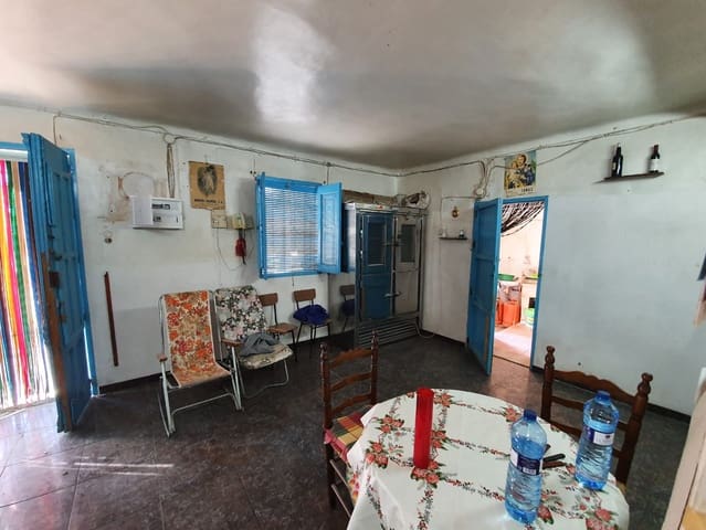 4 soveværelse Finca/Landehus til salg i Fortuna med swimmingpool - € 60.000 (Ref: 5918659)