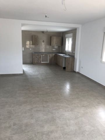 3 bedroom Villa for sale in Pinoso with pool - € 299,950 (Ref: 5955357)