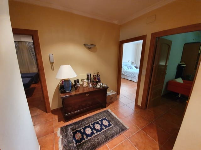 4 soverom Villa til salgs i Yecla med svømmebasseng - € 475 000 (Ref: 6077863)