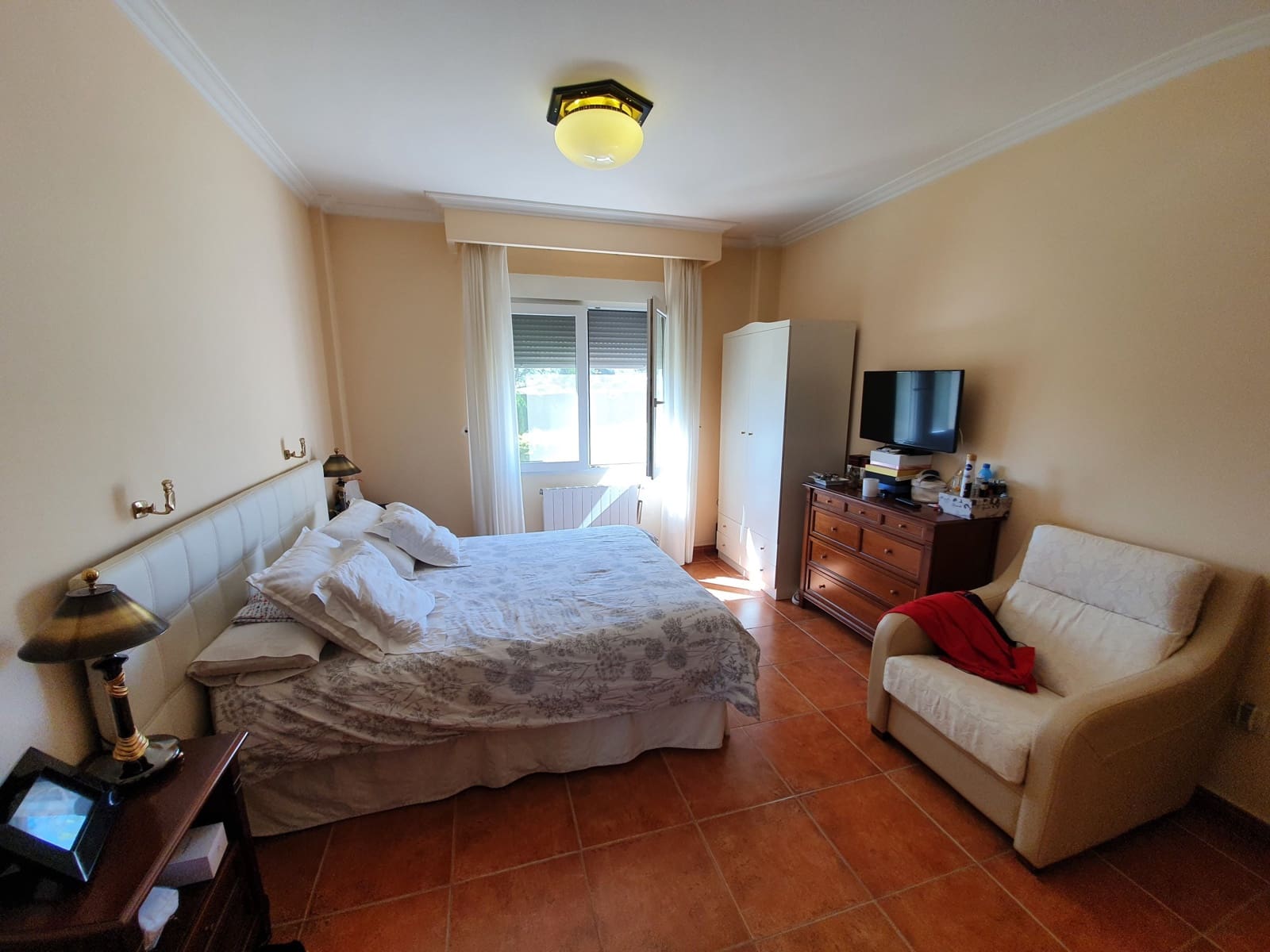 Chalet de 4 habitaciones en Yecla en venta con piscina - 475.000 € (Ref: 6077863)