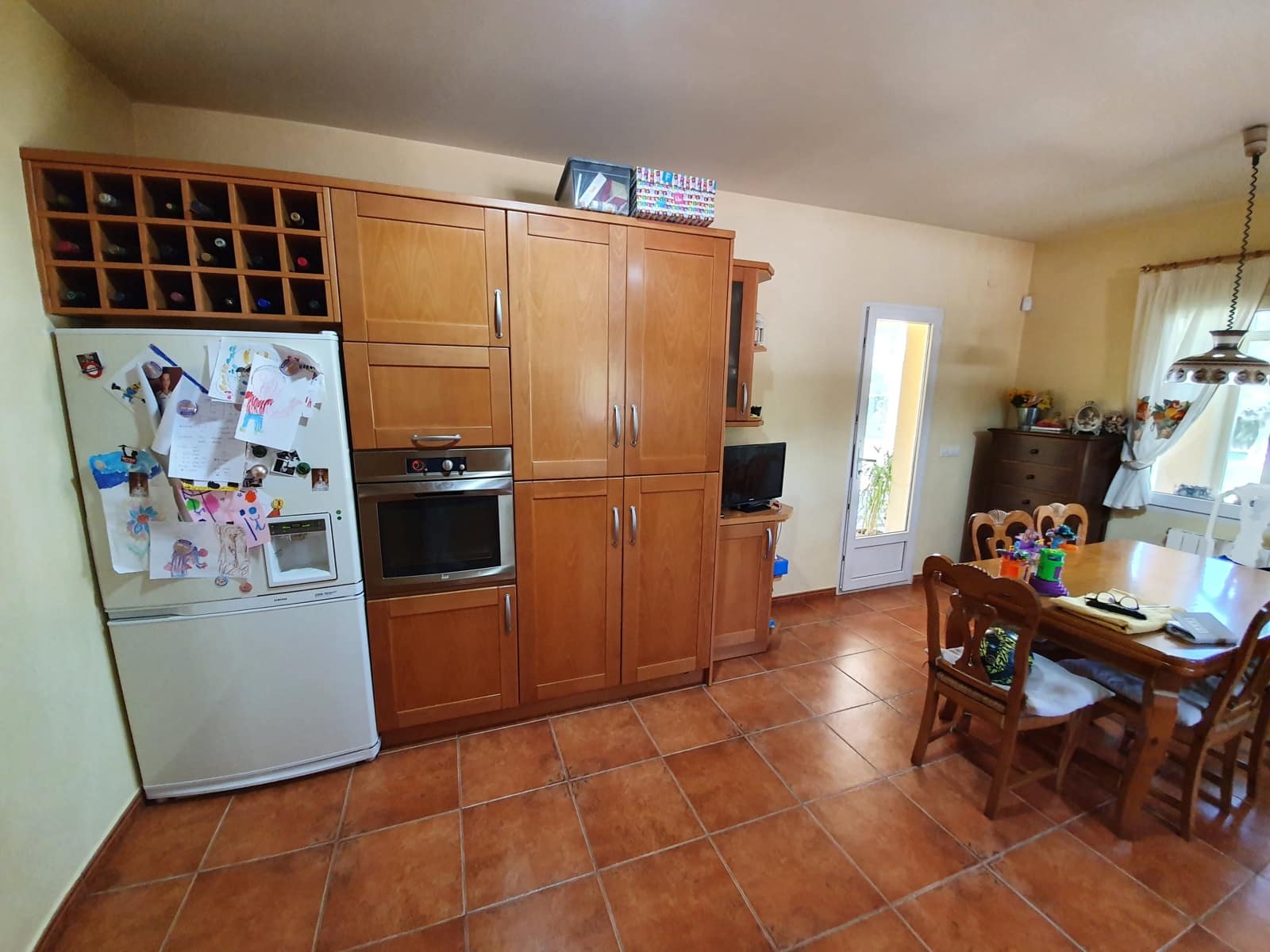 Chalet de 4 habitaciones en Yecla en venta con piscina - 475.000 € (Ref: 6077863)