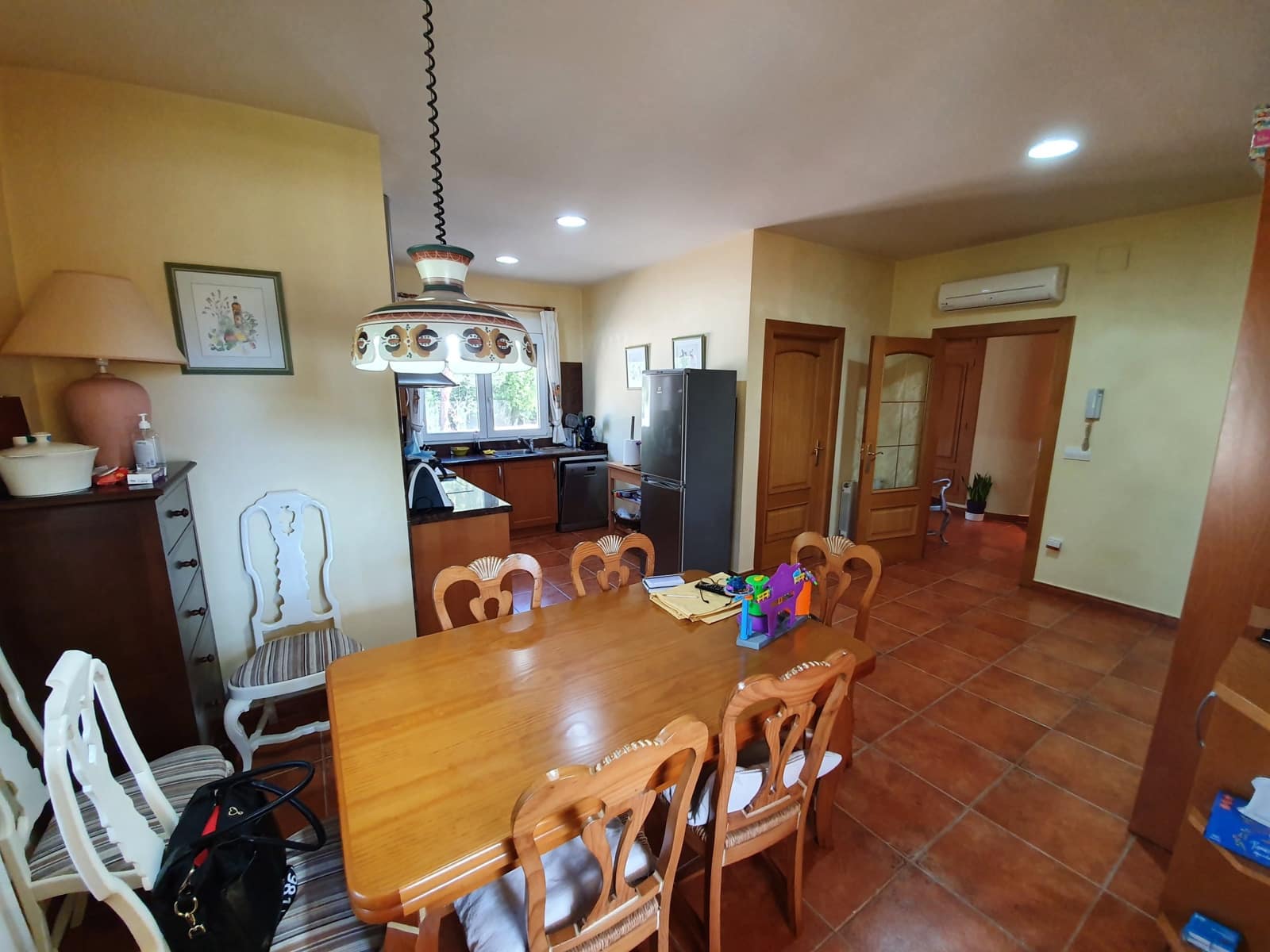 Chalet de 4 habitaciones en Yecla en venta con piscina - 475.000 € (Ref: 6077863)