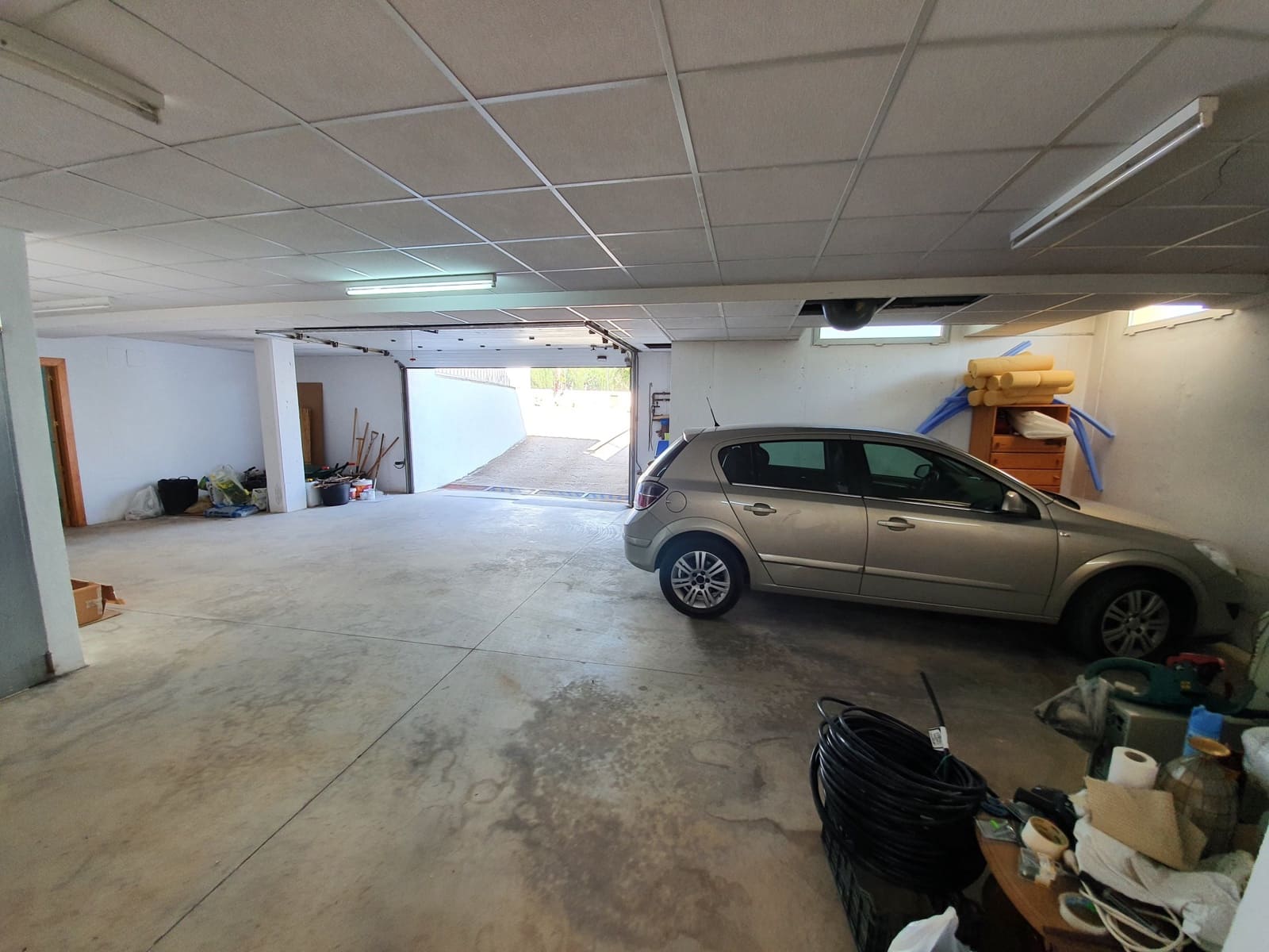 Chalet de 4 habitaciones en Yecla en venta con piscina - 475.000 € (Ref: 6077863)