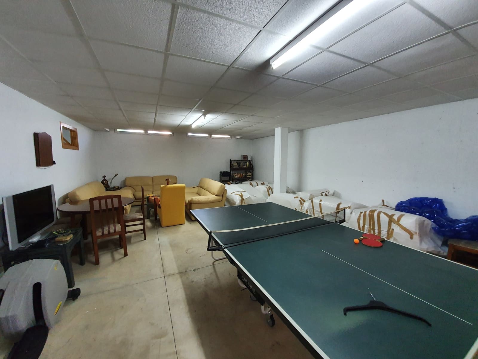 Chalet de 4 habitaciones en Yecla en venta con piscina - 475.000 € (Ref: 6077863)