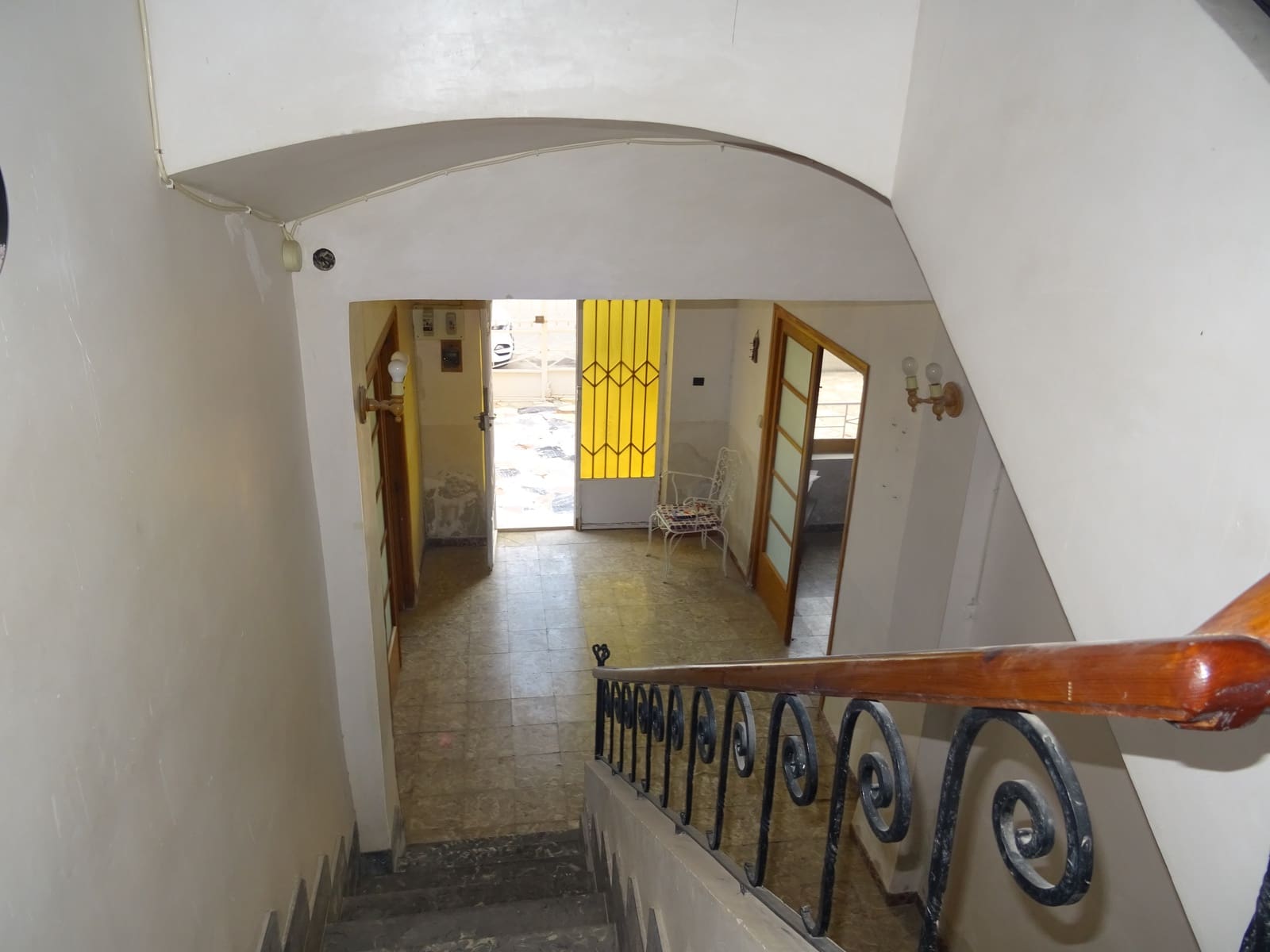 7 bedroom Townhouse for sale in Pinoso with pool - € 229,950 (Ref: 6100983)