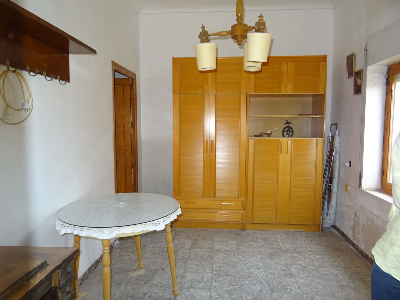 7 bedroom Townhouse for sale in Pinoso with pool - € 229,950 (Ref: 6100983)