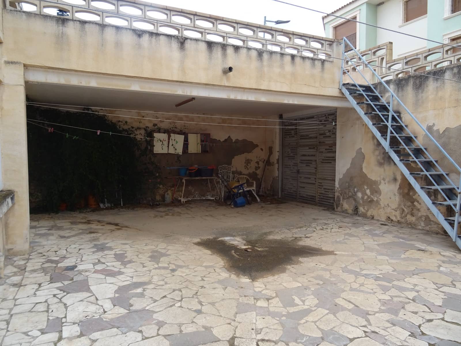 7 bedroom Townhouse for sale in Pinoso with pool - € 229,950 (Ref: 6100983)