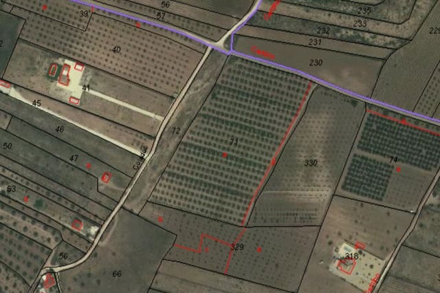 Grunde uden byggetilladelser til salg i Pinoso - € 74.000 (Ref: 6272978)