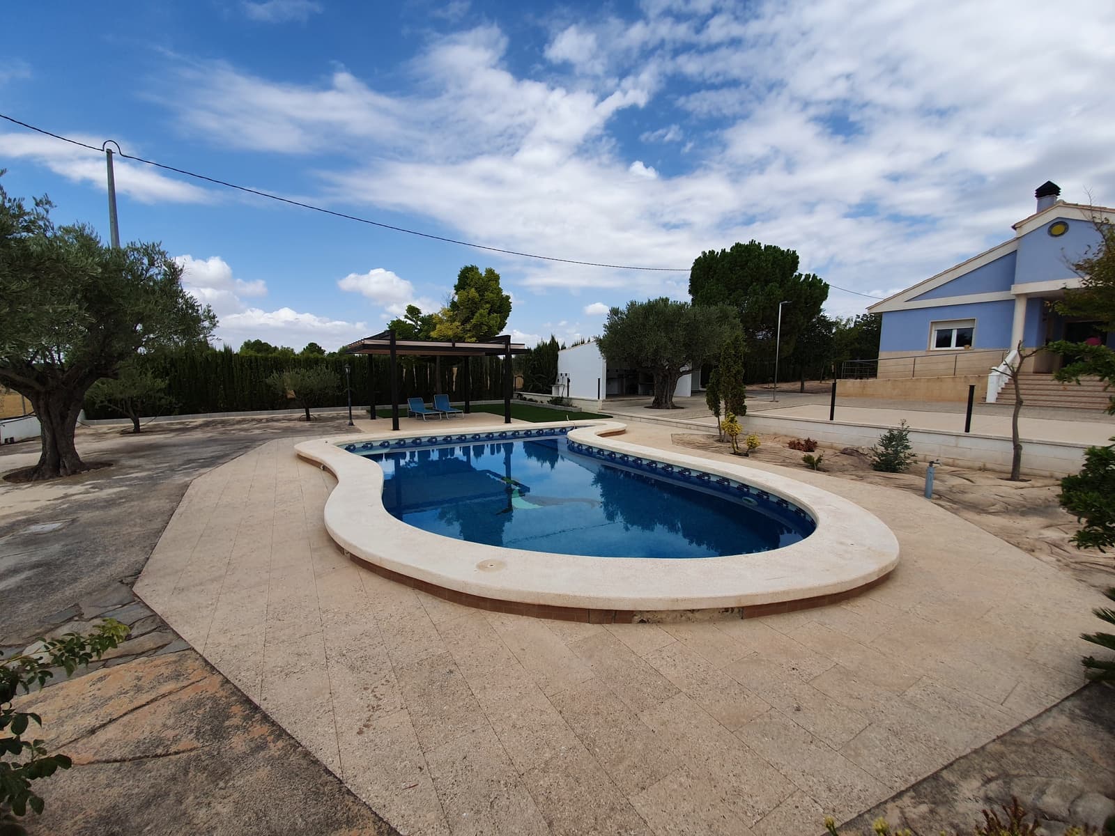 4 soveværelse Villa til salg i Yecla med swimmingpool - € 360.000 (Ref: 6303440)