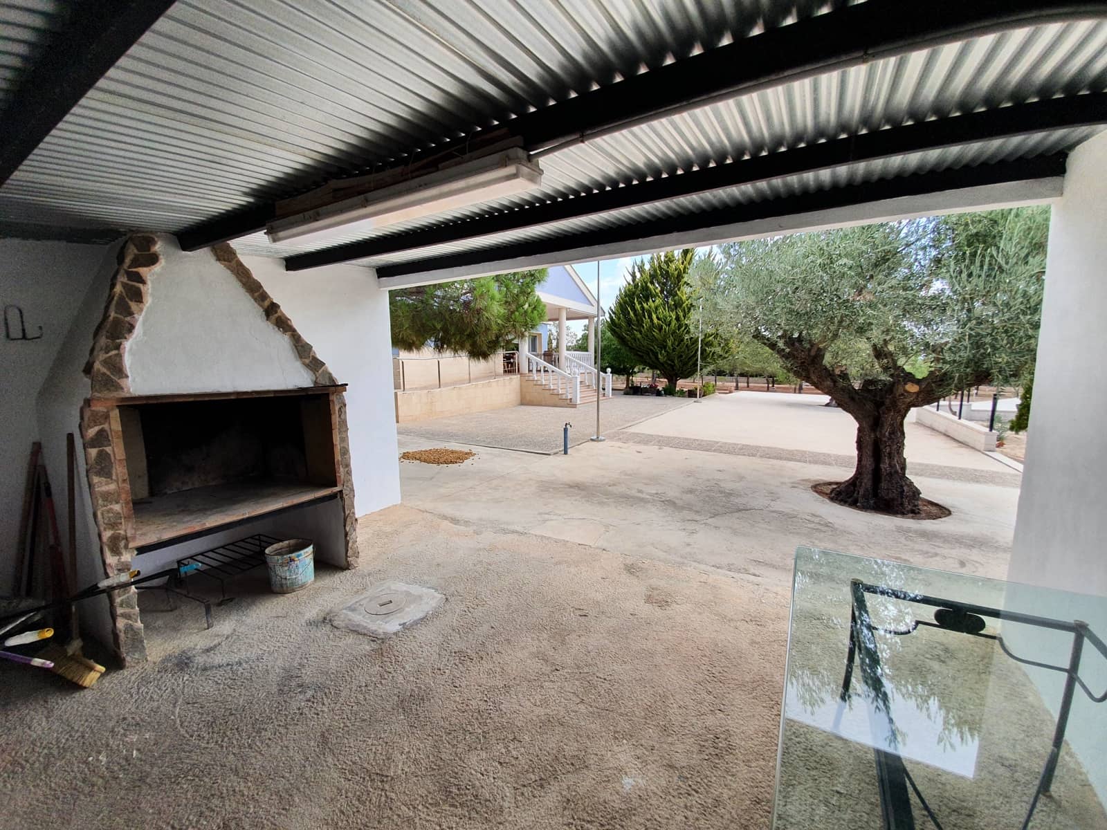 4 soveværelse Villa til salg i Yecla med swimmingpool - € 360.000 (Ref: 6303440)