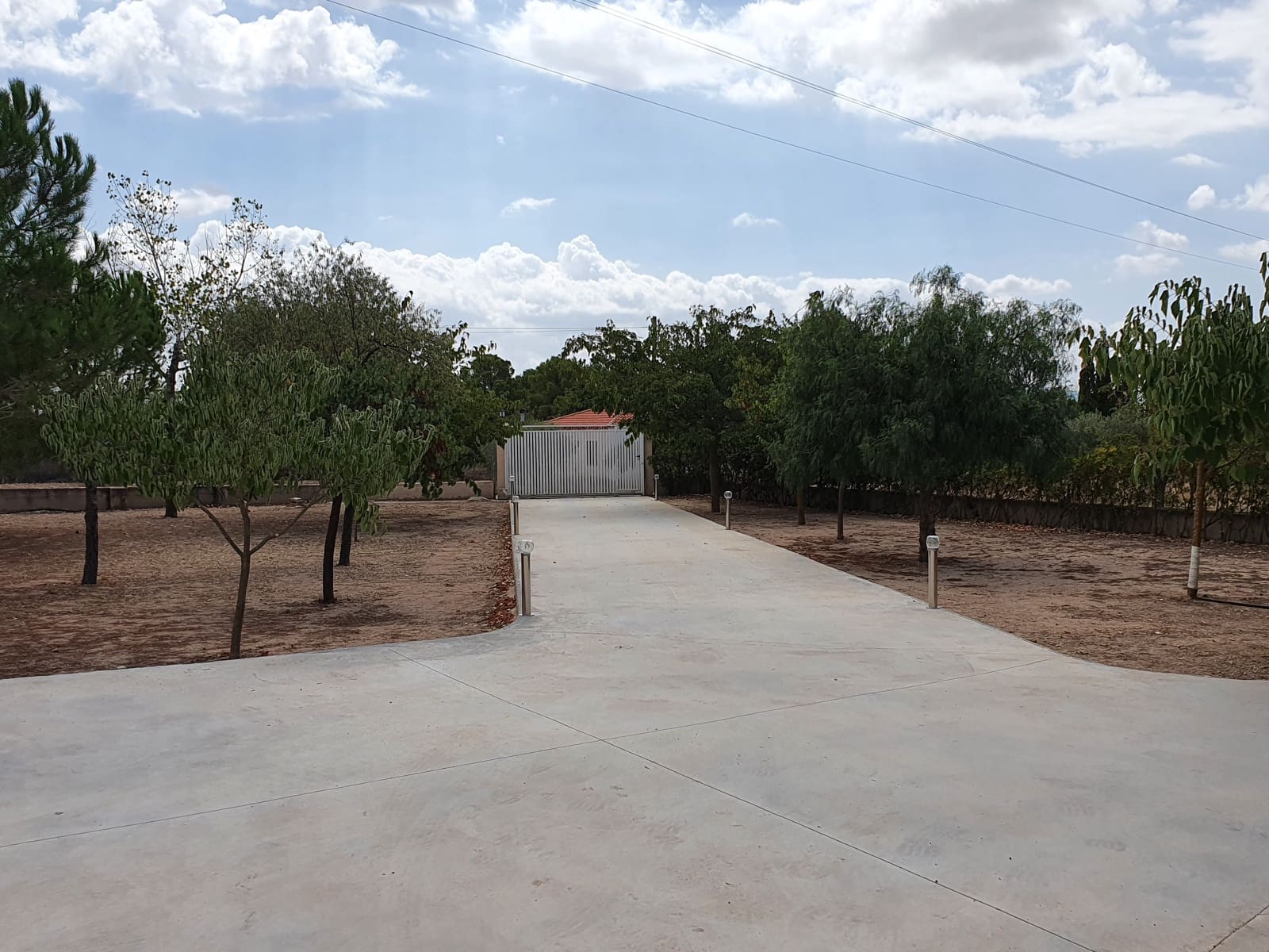 4 soveværelse Villa til salg i Yecla med swimmingpool - € 360.000 (Ref: 6303440)