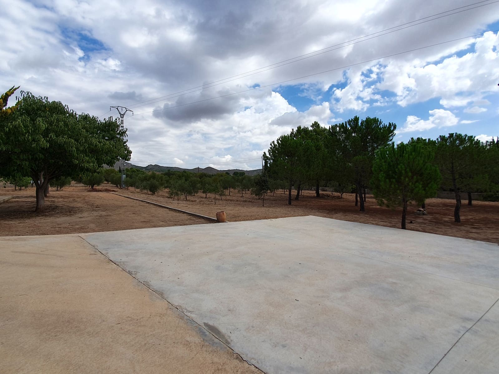 4 soveværelse Villa til salg i Yecla med swimmingpool - € 360.000 (Ref: 6303440)