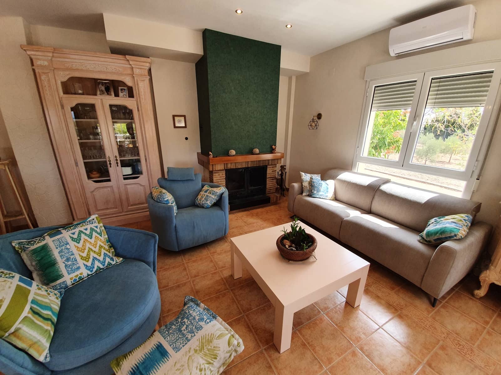 4 soveværelse Villa til salg i Yecla med swimmingpool - € 360.000 (Ref: 6303440)