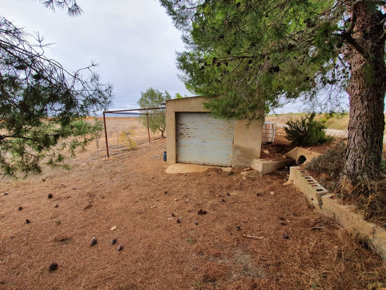 2 soveværelse Finca/Landehus til salg i Yecla med swimmingpool - € 55.000 (Ref: 6453598)