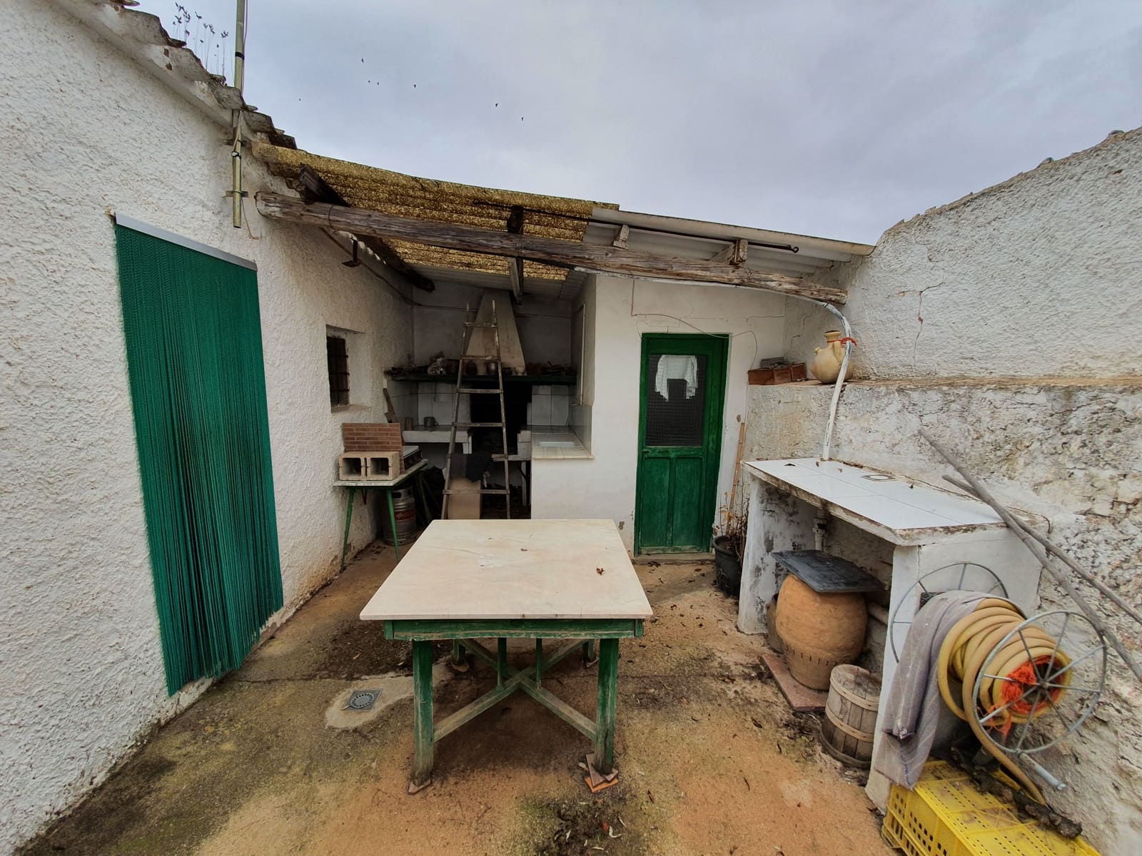 2 soveværelse Finca/Landehus til salg i Yecla med swimmingpool - € 55.000 (Ref: 6453598)