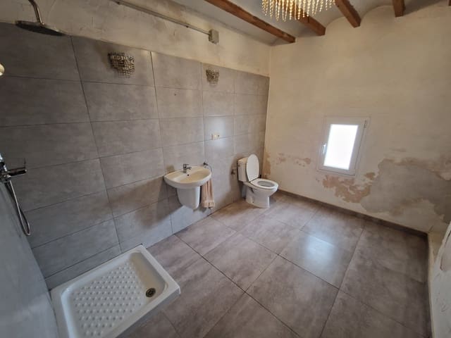 3 sovrum Finca/Hus på landet till salu i Ubeda, Pinoso med pool - 135 000 € (Ref: 6758885)