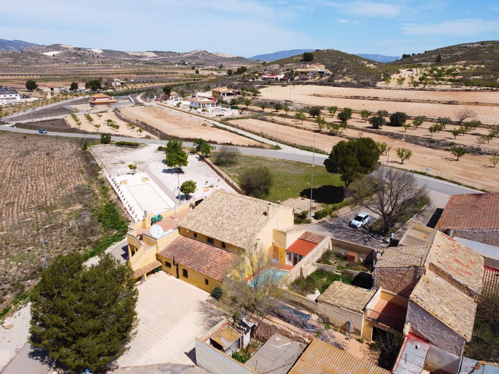 5 sypialnia Restauracja lub bar na sprzedaż w Pinoso z basenem - 396 000 € (Ref: 6795005)