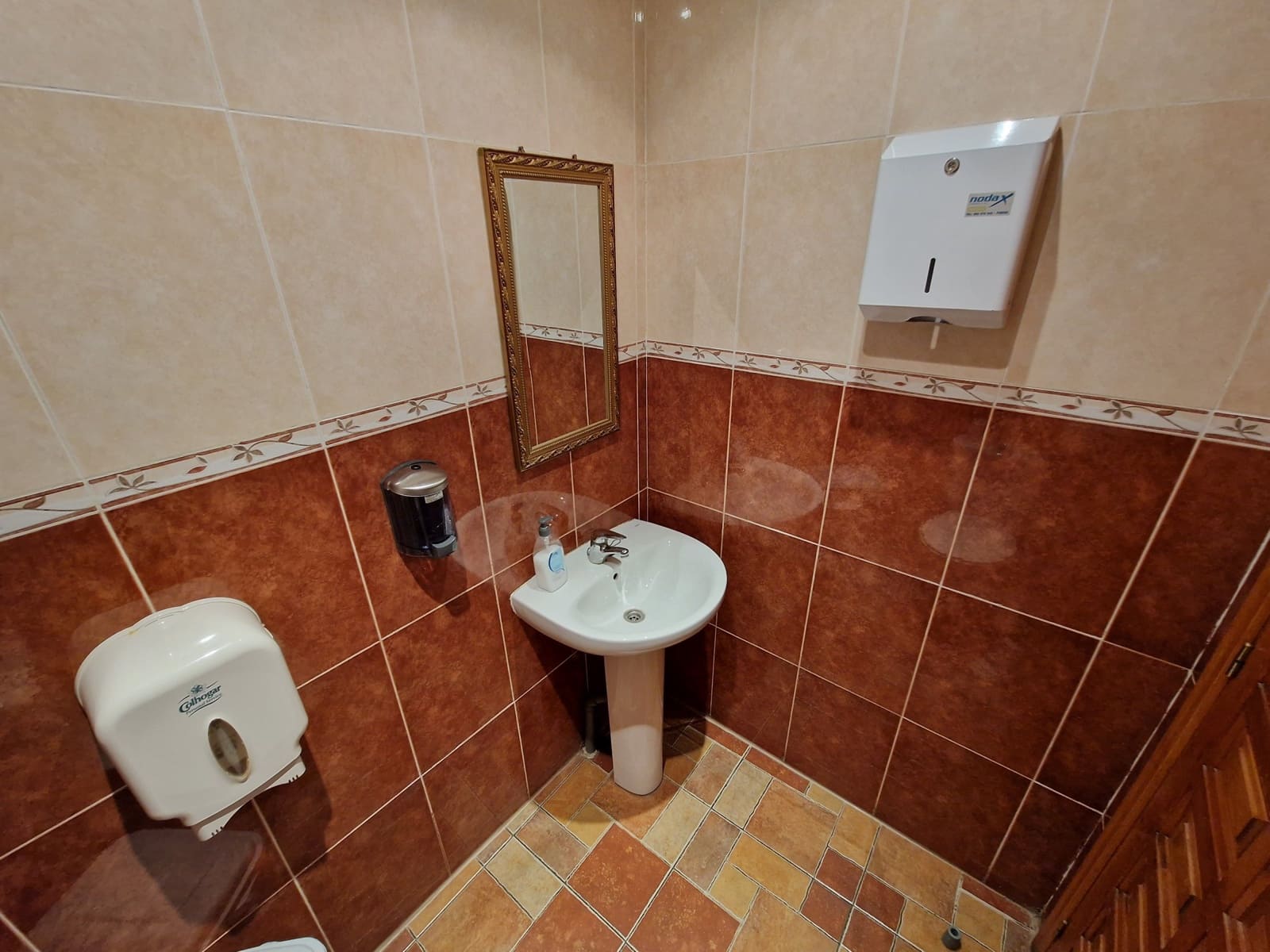 Bar/Restaurante de 5 habitaciones en Pinoso en venta con piscina - 396.000 € (Ref: 6795005)
