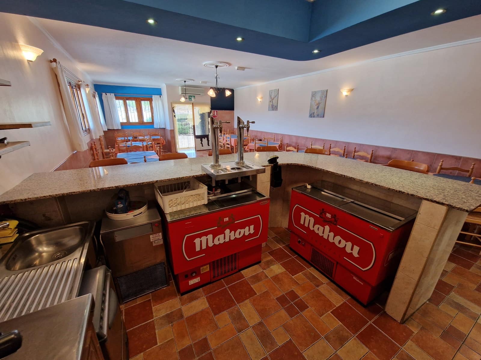 Bar/Restaurante de 5 habitaciones en Pinoso en venta con piscina - 396.000 € (Ref: 6795005)
