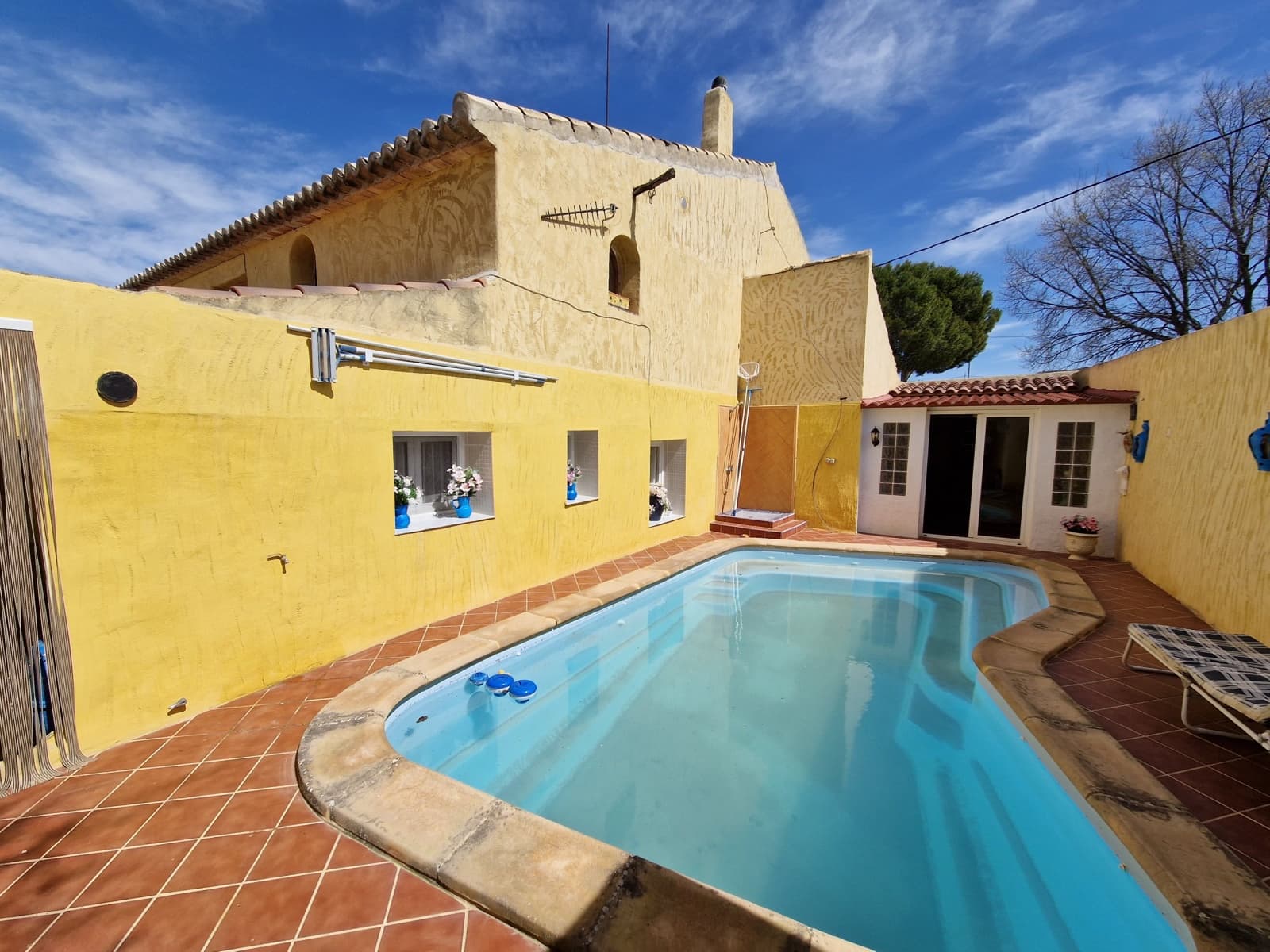 Bar/Restaurante de 5 habitaciones en Pinoso en venta con piscina - 396.000 € (Ref: 6795005)
