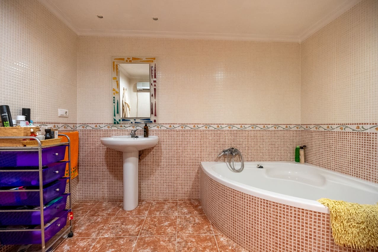 6 chambre Finca/Maison de Campagne à vendre à Chinorlet / Xinorlet avec piscine - 249 995 € (Ref: 6841179)