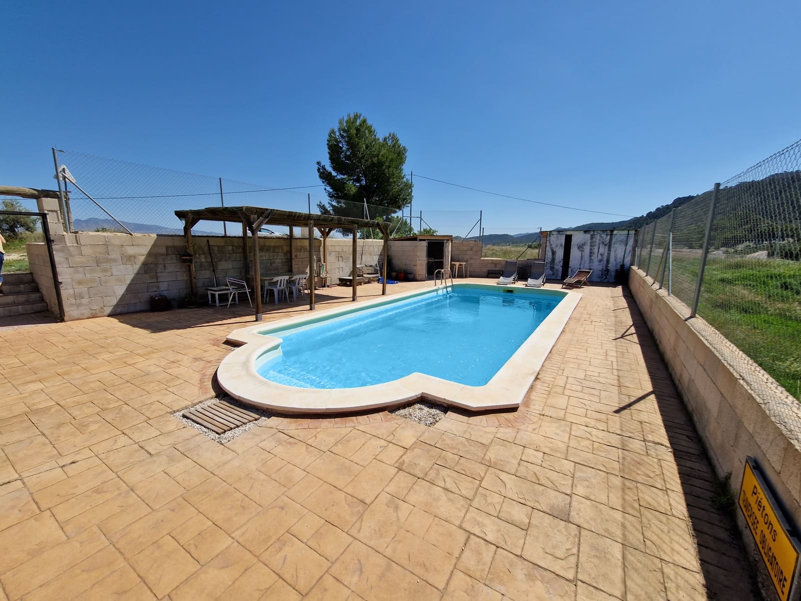 4 soveværelse Finca/Landehus til salg i La Zarza med swimmingpool - € 149.995 (Ref: 6855057)