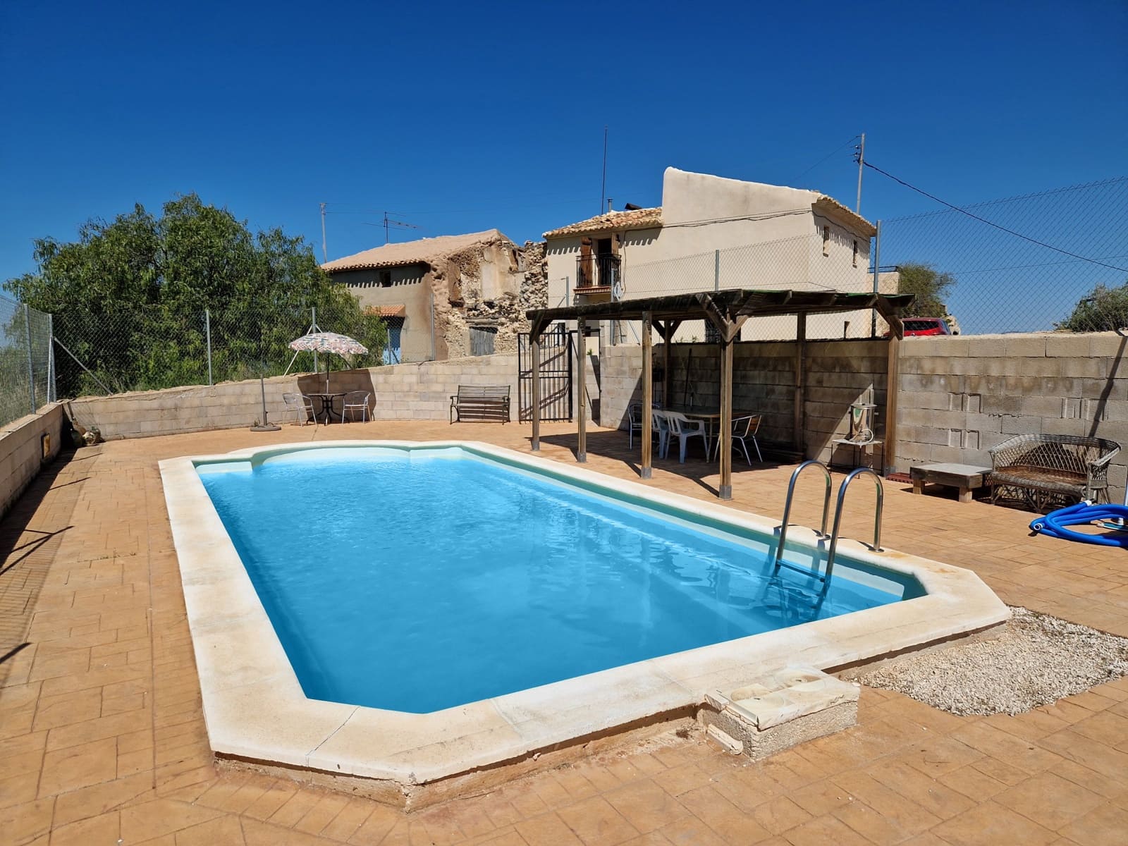 4 slaapkamer Finca/Landhuis te koop in La Zarza met zwembad - € 149.995 (Ref: 6855057)