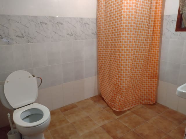 4 soveværelse Finca/Landehus til salg i Jumilla med swimmingpool - € 160.000 (Ref: 6860336)