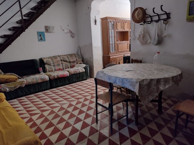 4 soveværelse Finca/Landehus til salg i Jumilla med swimmingpool - € 160.000 (Ref: 6860336)