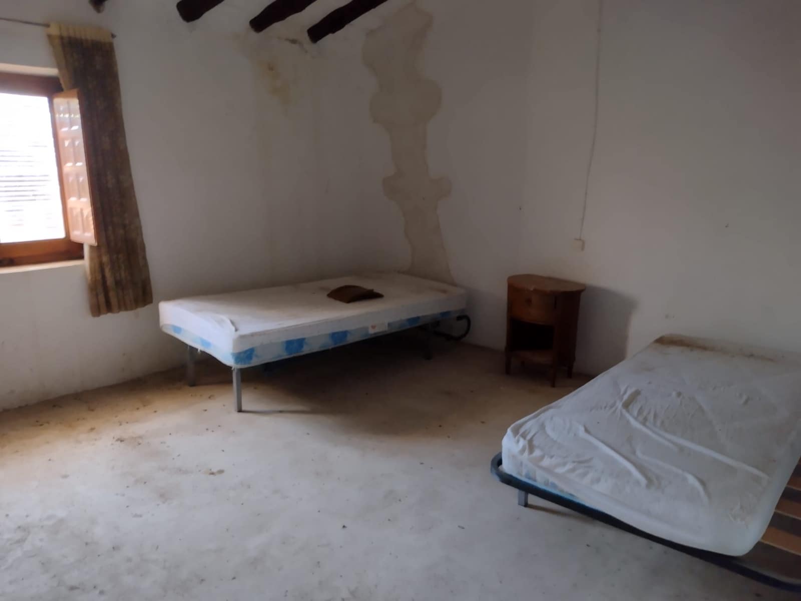 4 soveværelse Finca/Landehus til salg i Jumilla med swimmingpool - € 160.000 (Ref: 6860336)