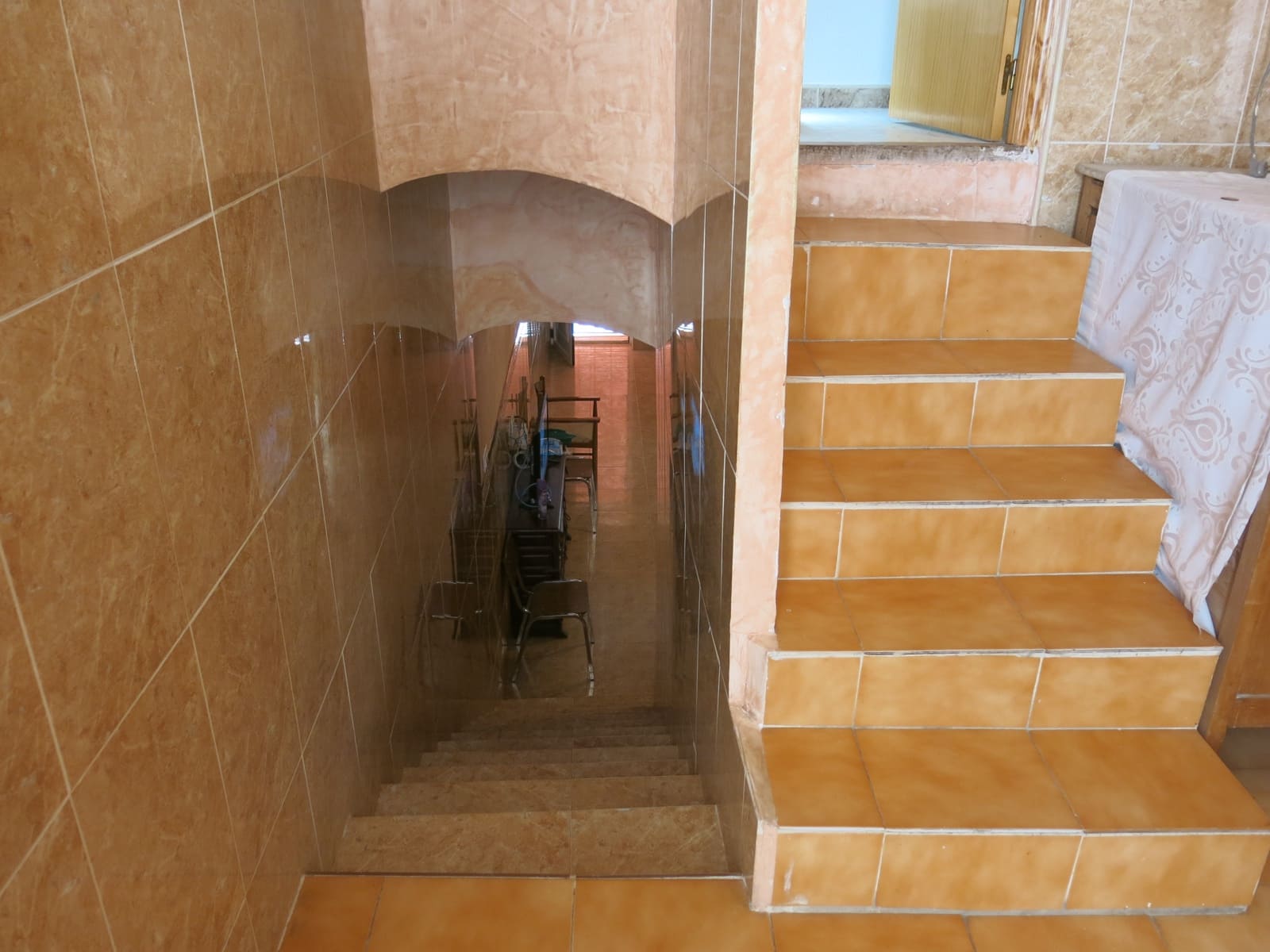 2 soveværelse Byhus til salg i Pinoso med swimmingpool - € 64.950 (Ref: 6957561)