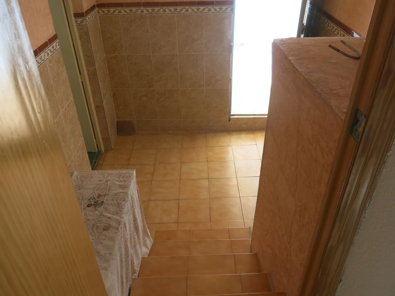 2 soveværelse Byhus til salg i Pinoso med swimmingpool - € 64.950 (Ref: 6957561)