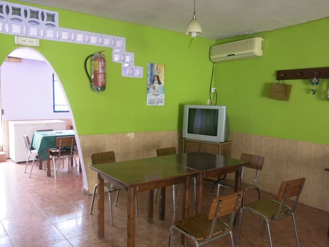 Ristorante/Bar in vendita in Pinoso con piscina - 98.500 € (Rif: 6957562)