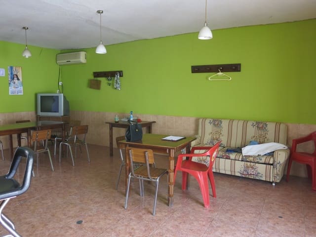 Ristorante/Bar in vendita in Pinoso con piscina - 98.500 € (Rif: 6957562)