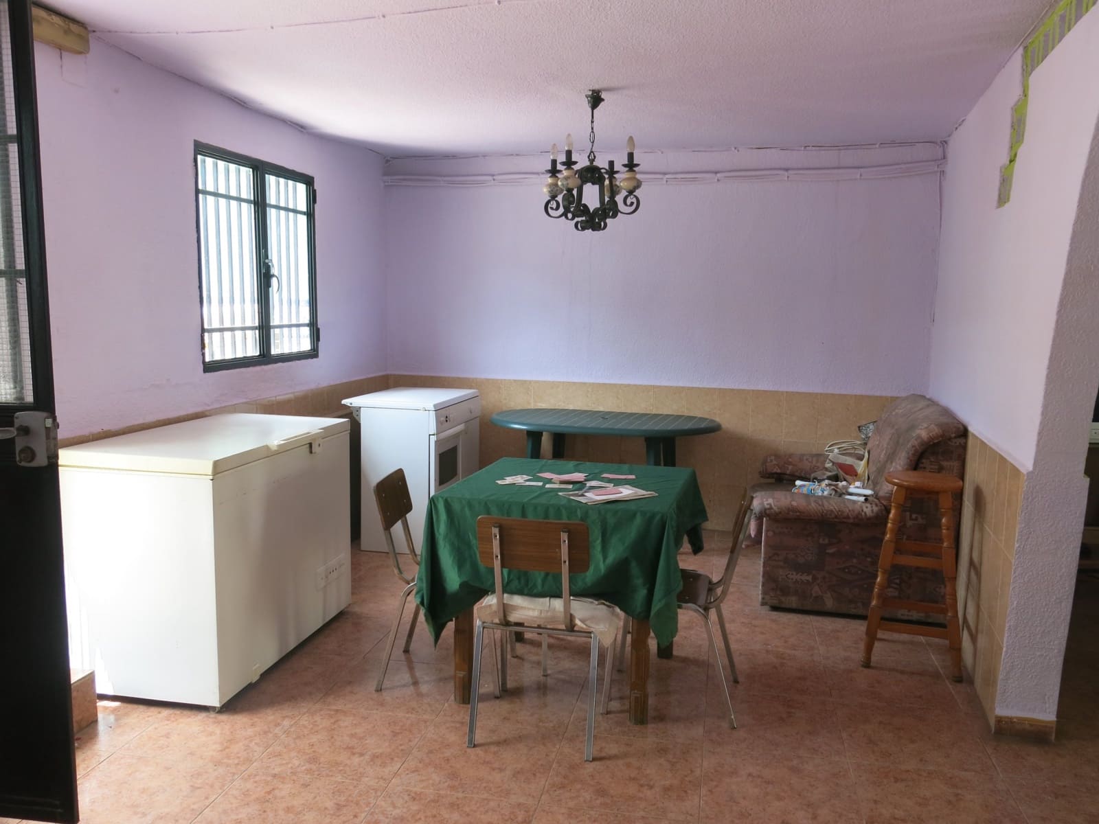 Restaurant/bar te koop in Pinoso met zwembad - € 98.500 (Ref: 6957562)