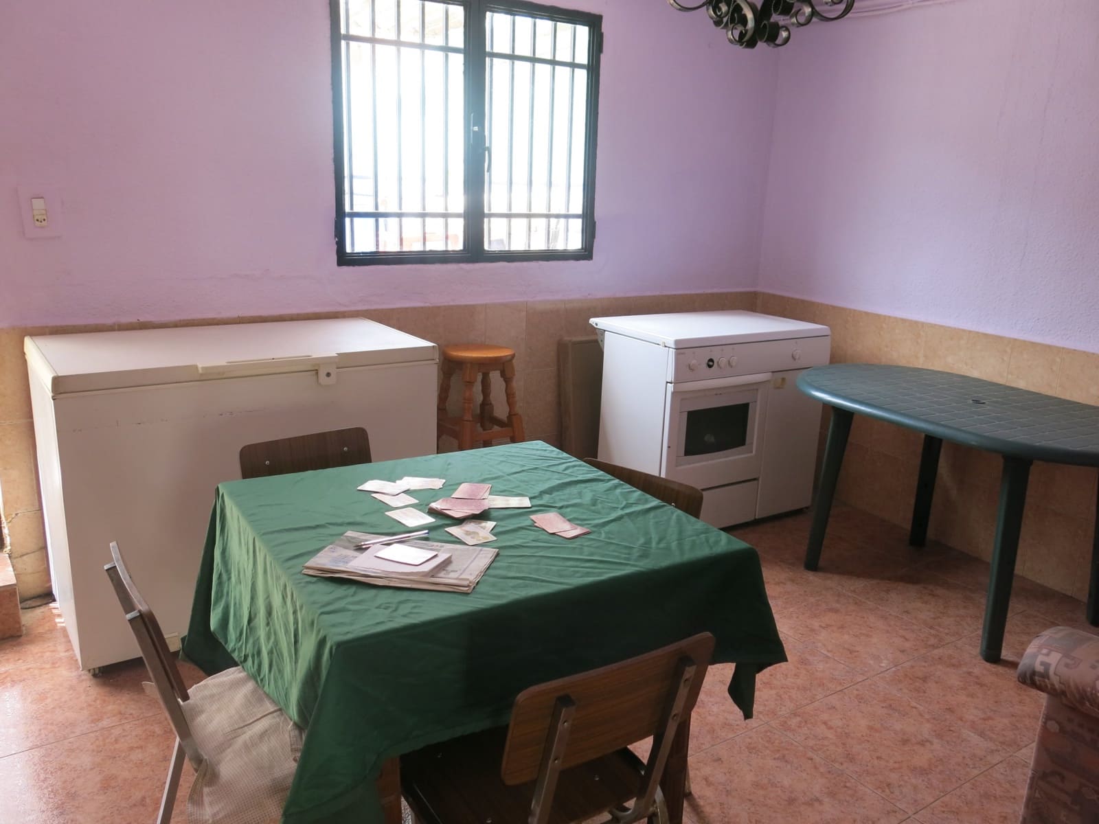 Restaurant/bar te koop in Pinoso met zwembad - € 98.500 (Ref: 6957562)