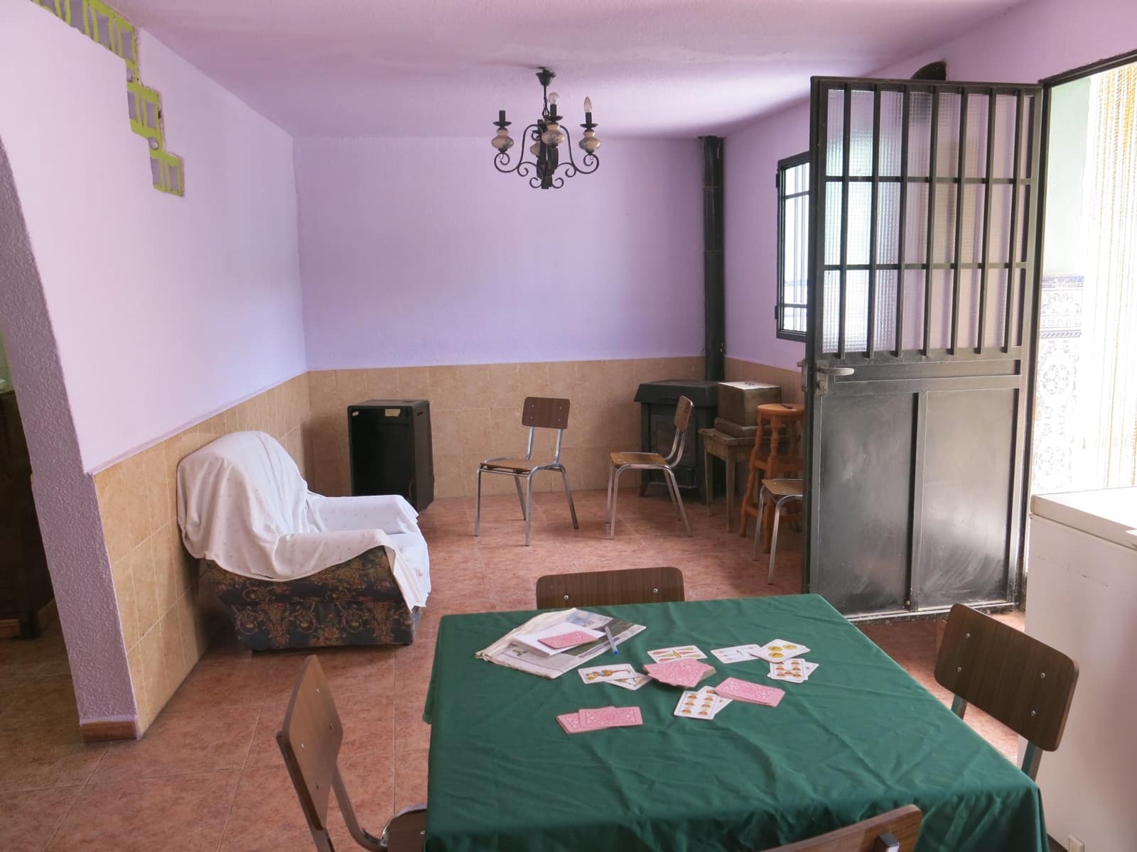 Restaurant/bar te koop in Pinoso met zwembad - € 98.500 (Ref: 6957562)
