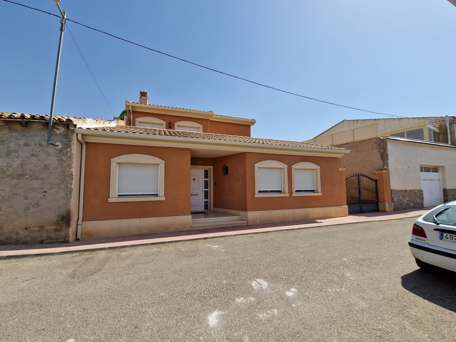 5 soverom Hus til salgs i L'Alguena / Alguenya med svømmebasseng - € 250 000 (Ref: 6995866)