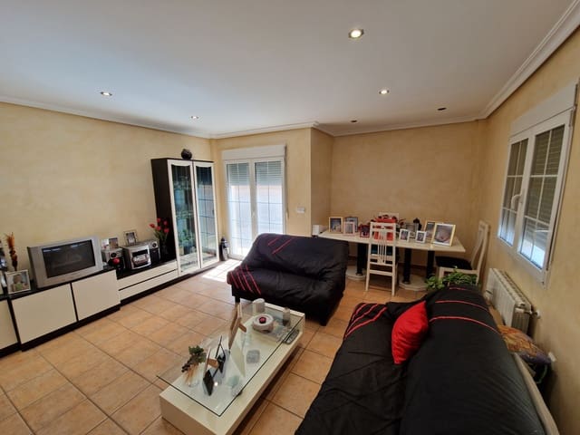 5 soveværelse Byhus til salg i L'Algueña / Alguenya med swimmingpool - € 230.000 (Ref: 6995866)