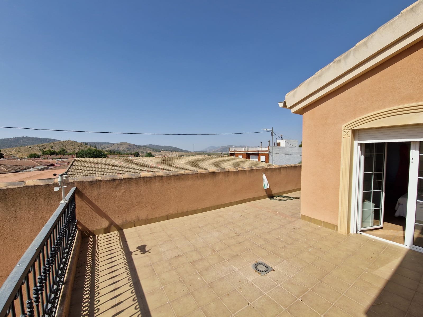 5 soveværelse Byhus til salg i L'Alguena / Alguenya med swimmingpool - € 230.000 (Ref: 6995866)