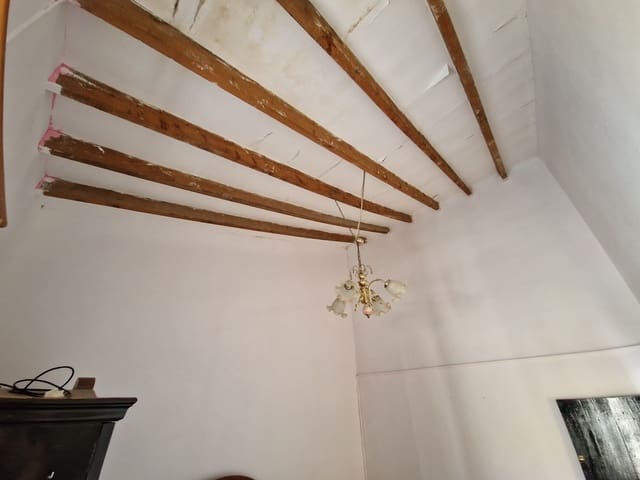 2 bedroom Townhouse for sale in L'Algueña / Alguenya with pool - € 54,000 (Ref: 7040501)