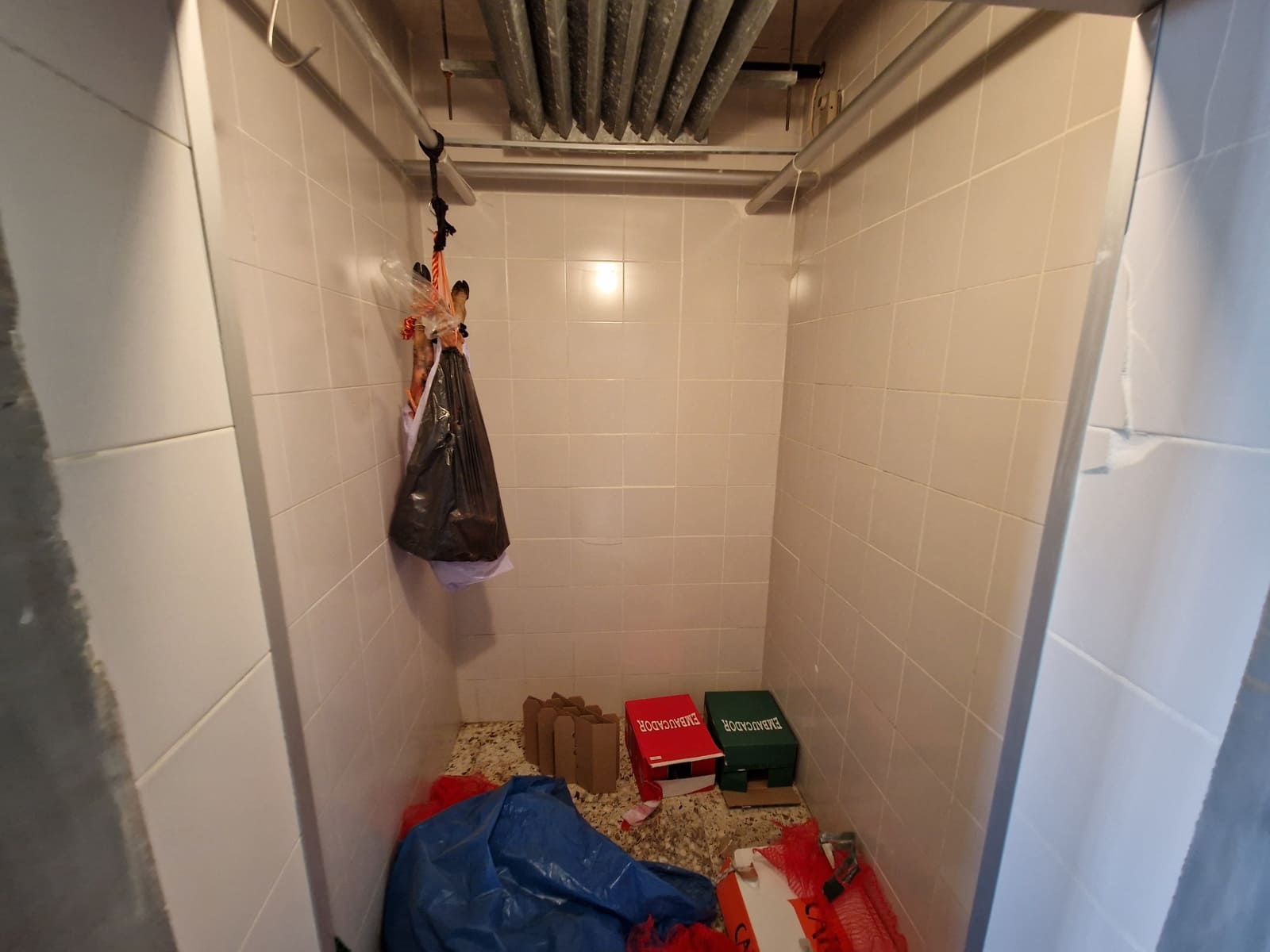 4 bedroom Restaurant/Bar for sale in Pinoso with pool - € 350,000 (Ref: 7046286)