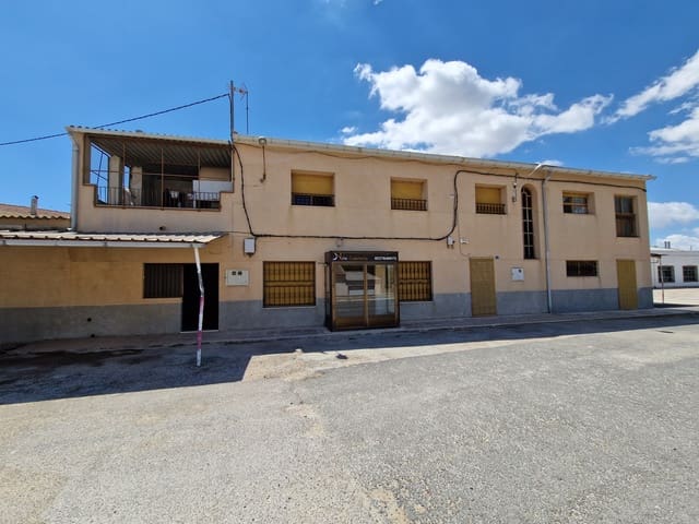 4 bedroom Restaurant/Bar for sale in Pinoso with pool - € 350,000 (Ref: 7046286)