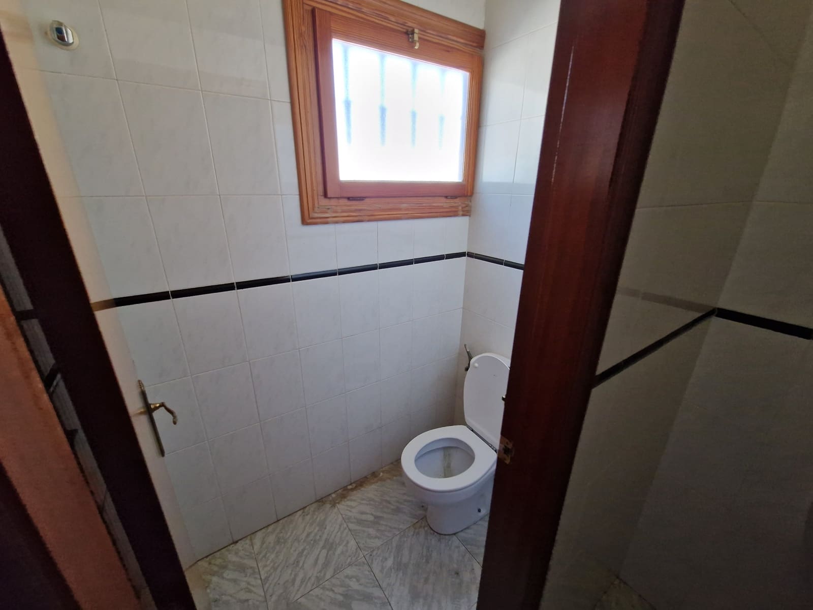 4 bedroom Restaurant/Bar for sale in Pinoso with pool - € 350,000 (Ref: 7046286)